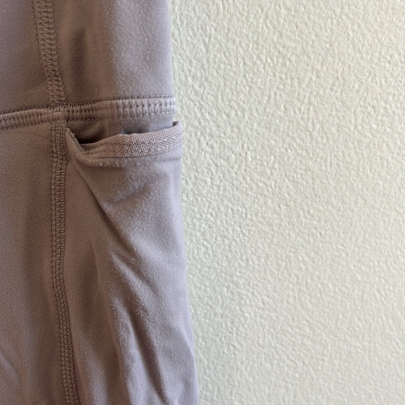 Under Armour Capri Leggings - Picture 4 of 5